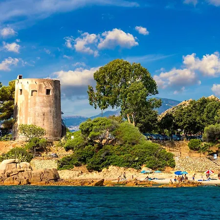 Le Corti Sarde Luxury Lägenhet